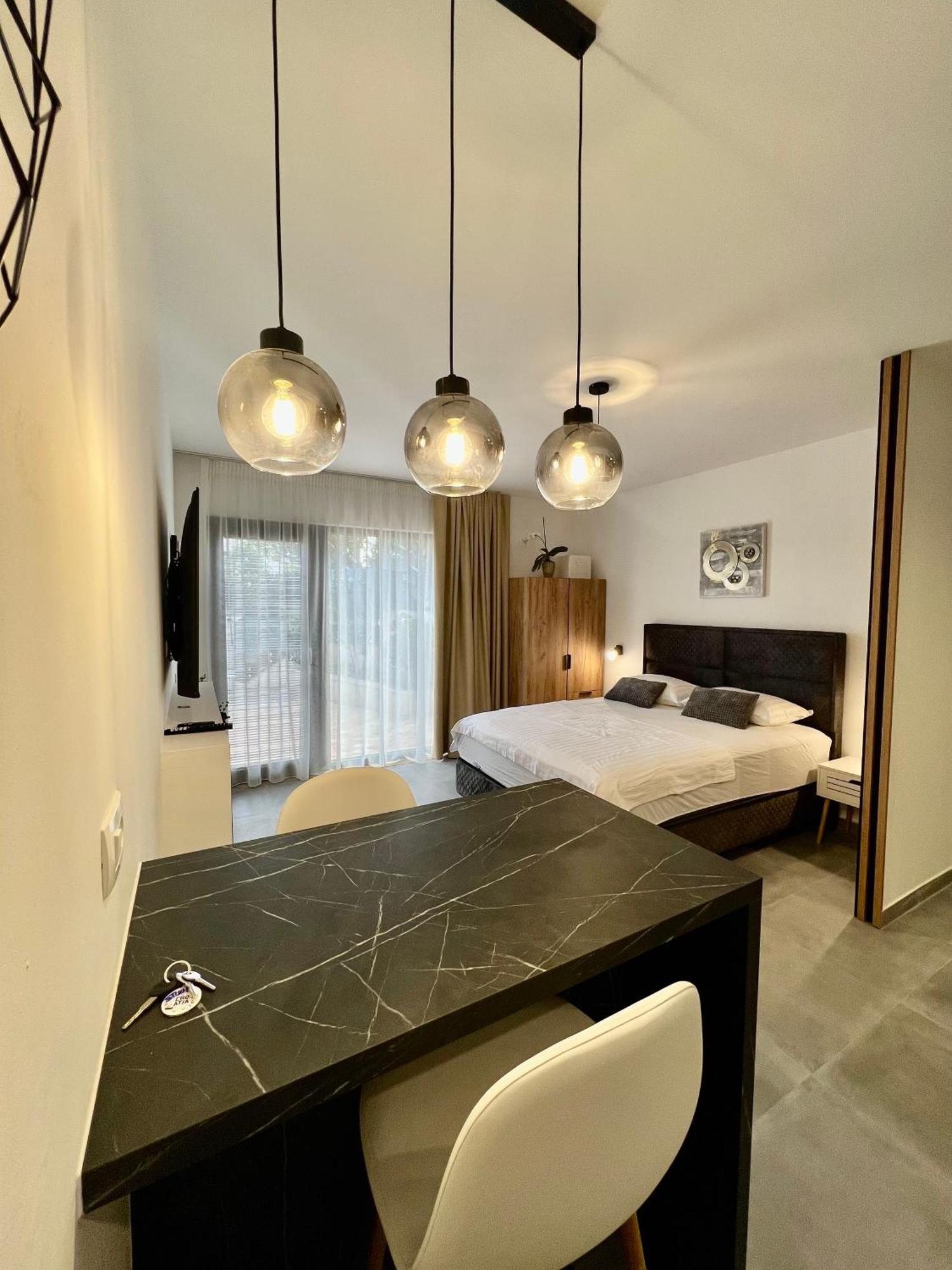 Apartment Sara IV Ližnjan エクステリア 写真