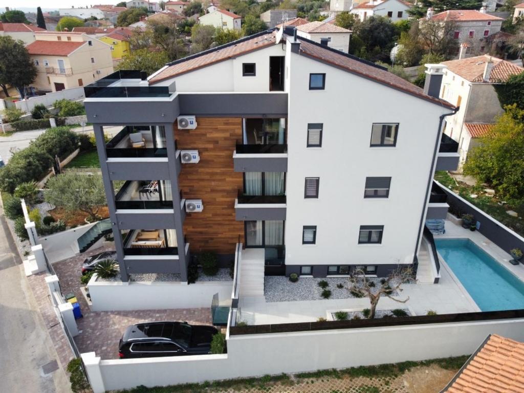 Apartment Sara IV Ližnjan エクステリア 写真